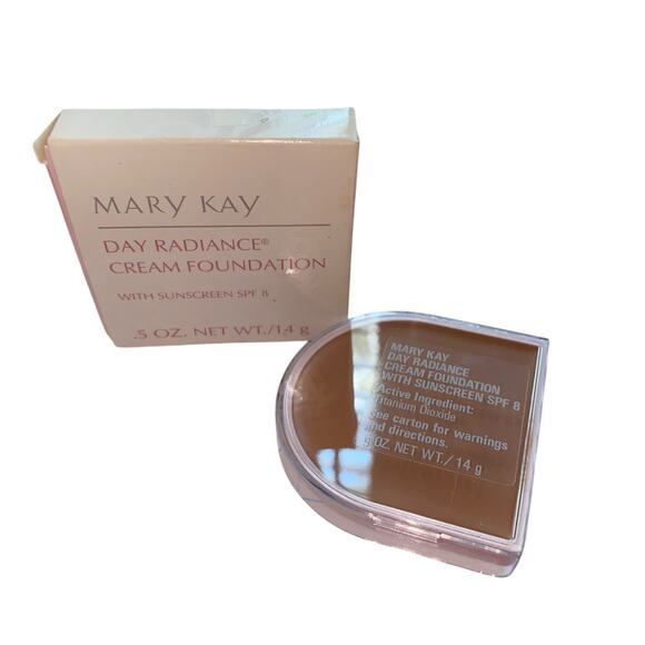 Mary Kay Day Radiance Cream Foundation 'Bittersweet Bronze' #6309 NEW .5 oz - Picture 6 of 6